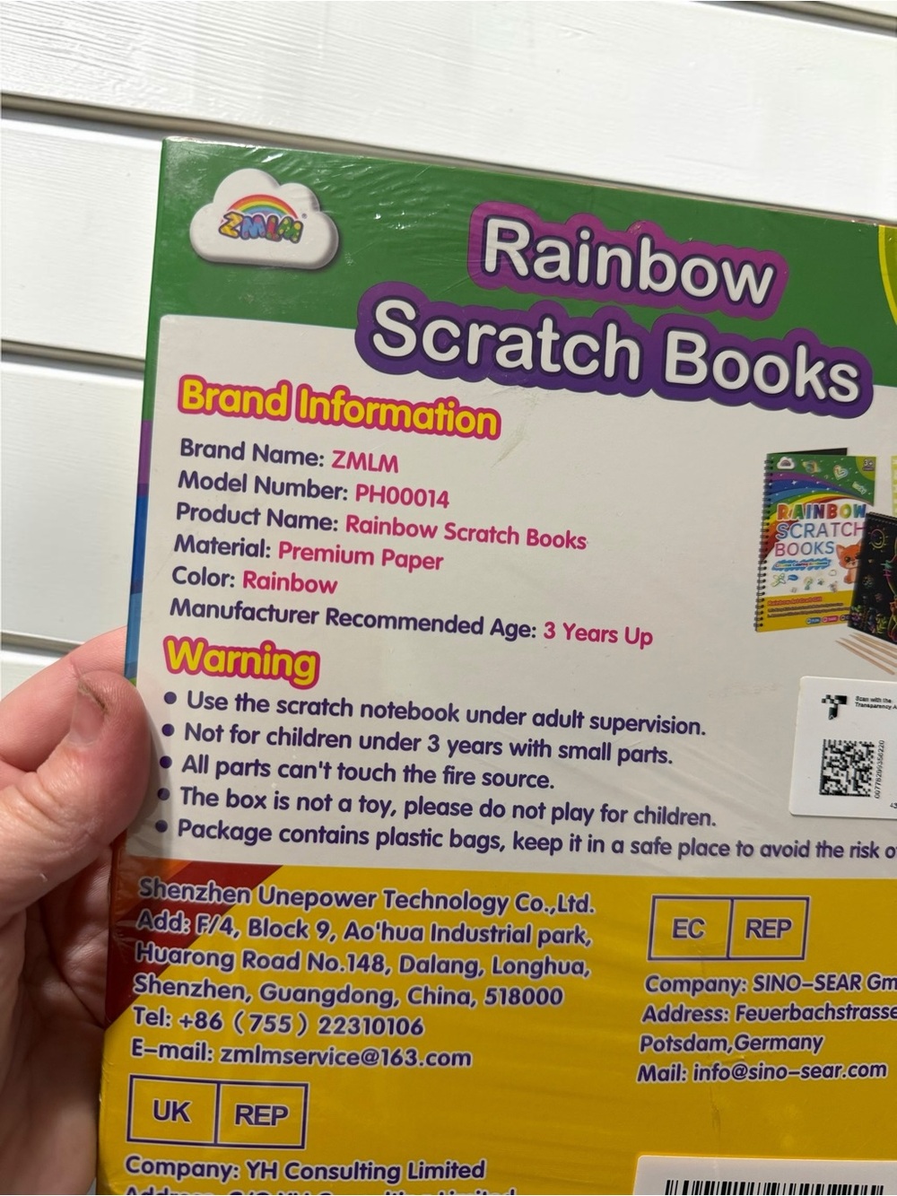 NWT Kids Craft Bundle Bluey Coloring & Rainbow Scratch Books - Picture 11 of 12